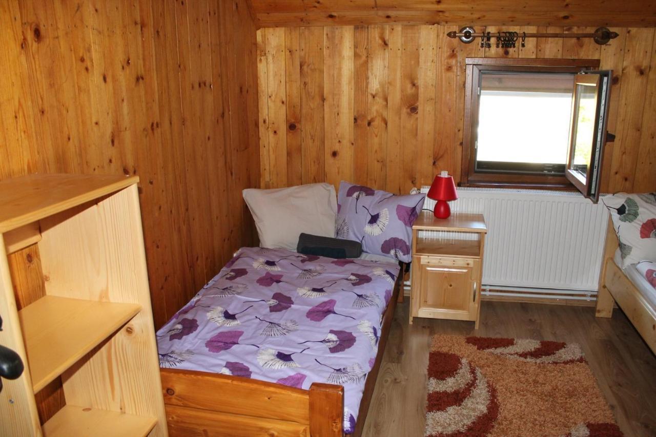 Patakvölgye Vendégház Izvoare  Esterno foto
