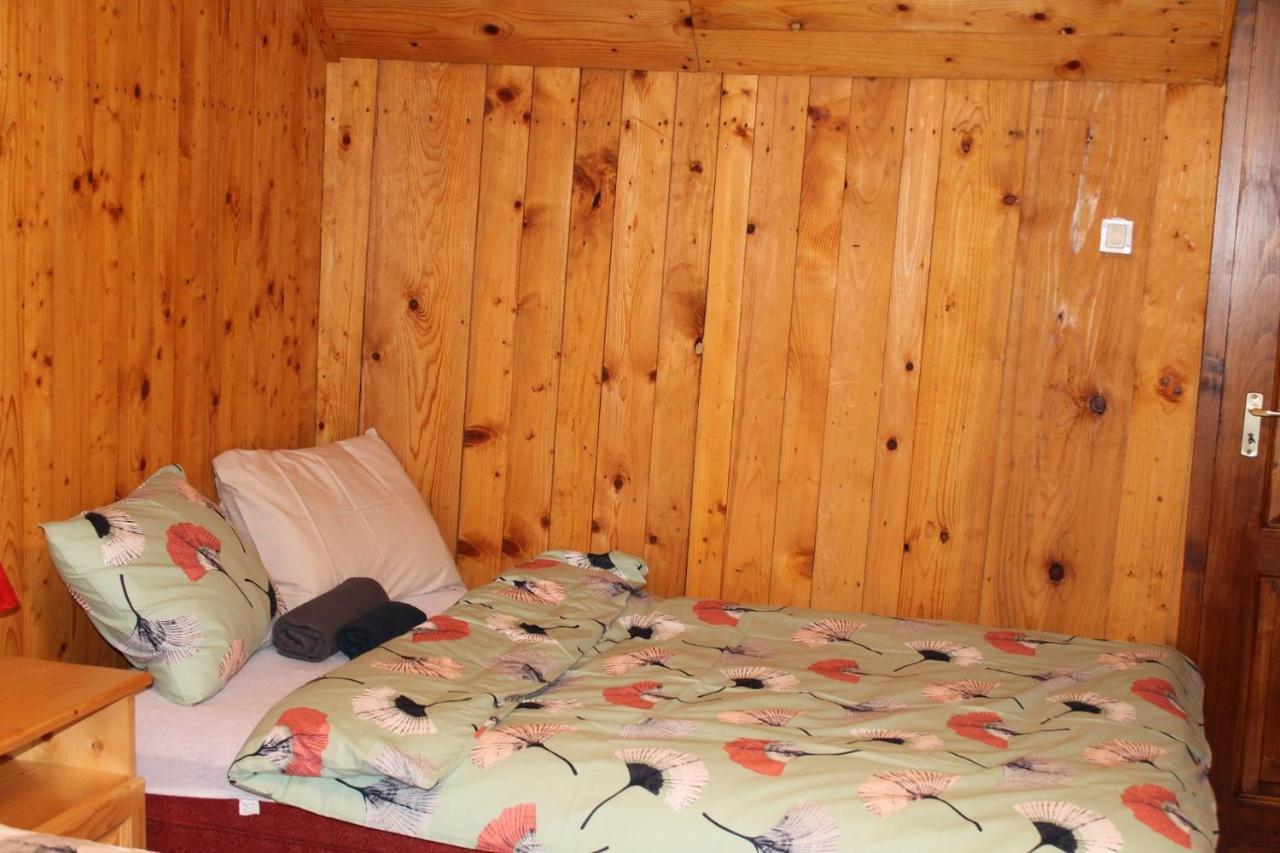 Patakvölgye Vendégház Izvoare  Esterno foto