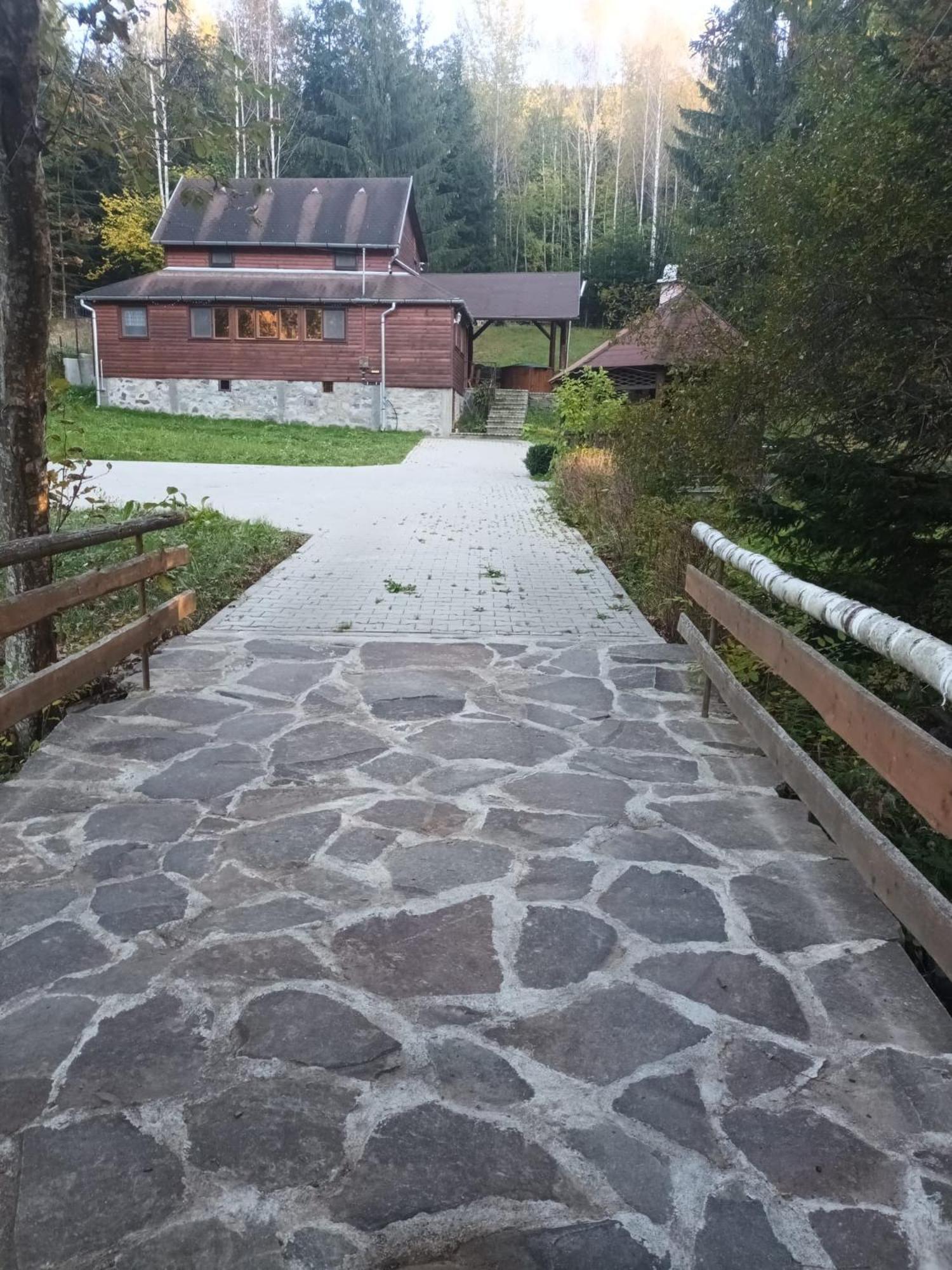 Patakvölgye Vendégház Izvoare  Esterno foto